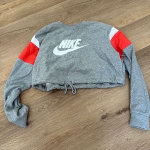 Nike cropped crewneck